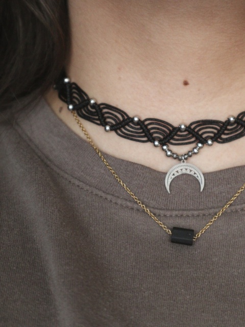 Choker Makramowy Lunula Talisman Czarny - Wersja srebrna