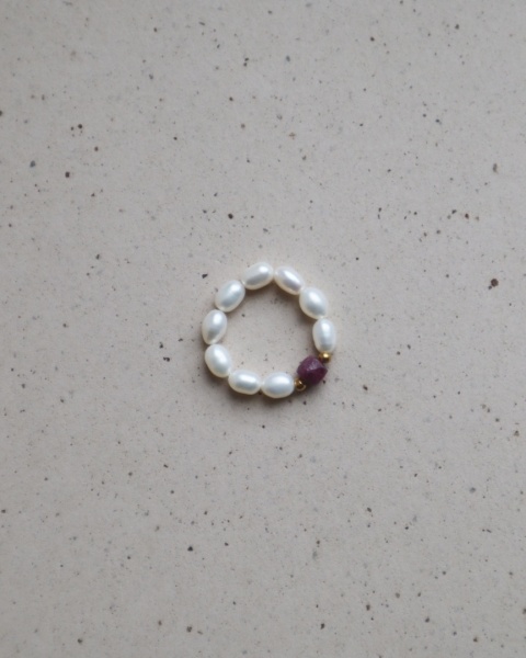 Pierścionek Ruby Pearl